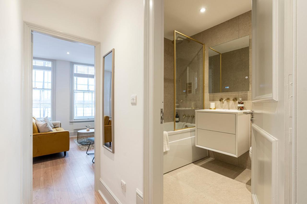 Stylish 1 Bed Flats In Soho, Next To Piccadilly Circus And Trafalgar Square