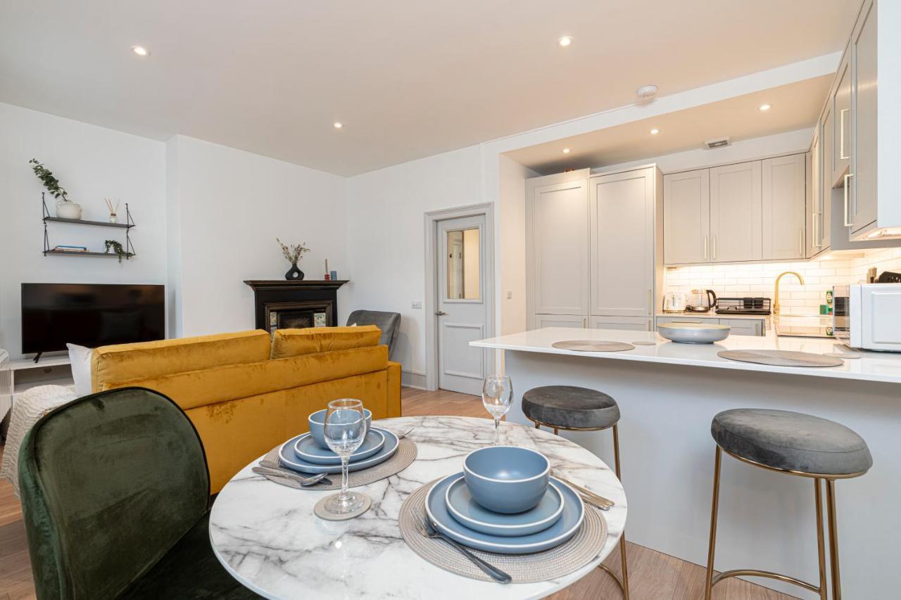 Stylish 1 Bed Flats In Soho, Next To Piccadilly Circus And Trafalgar Square Appartement Londres